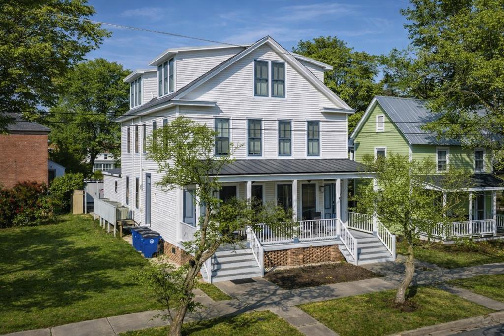 653 A&B Monroe Ave #226